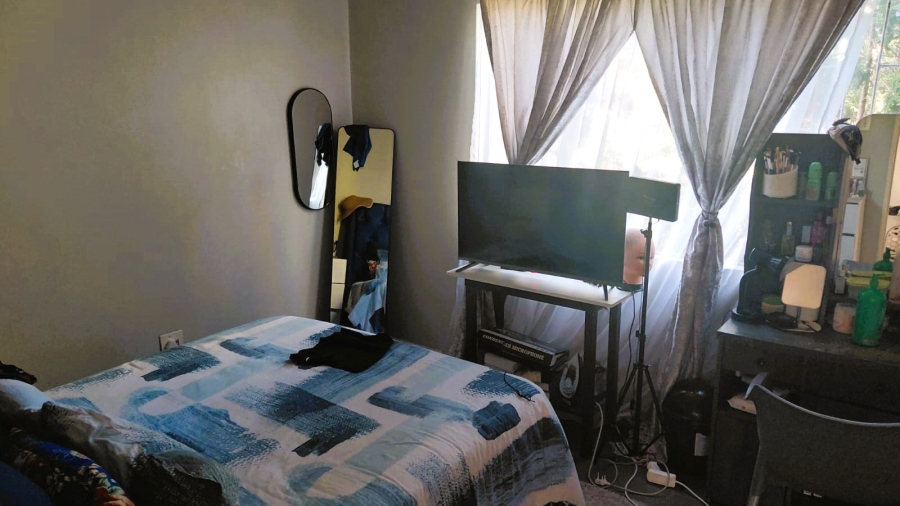 2 Bedroom Property for Sale in Pellissier Free State